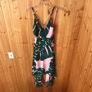Express Dress / Size: XS / Pink & Palms
